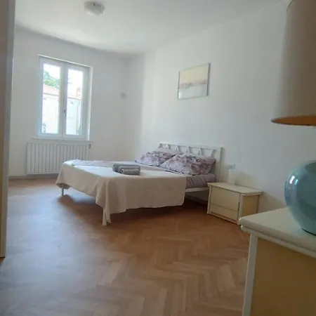 Apartment Aquilis *
